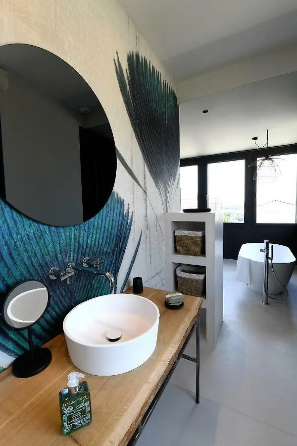 Les Loges En Provence 