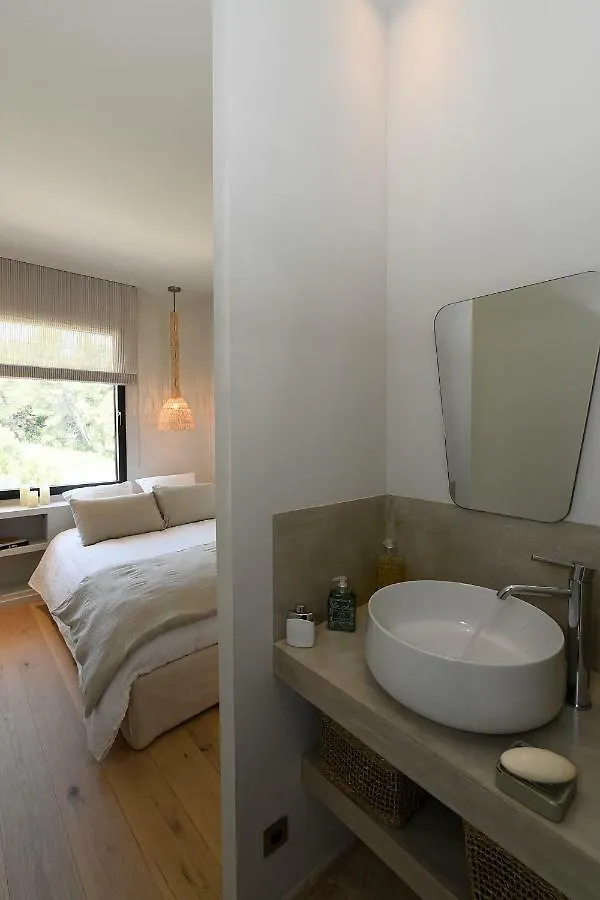 Les Loges En Provence 